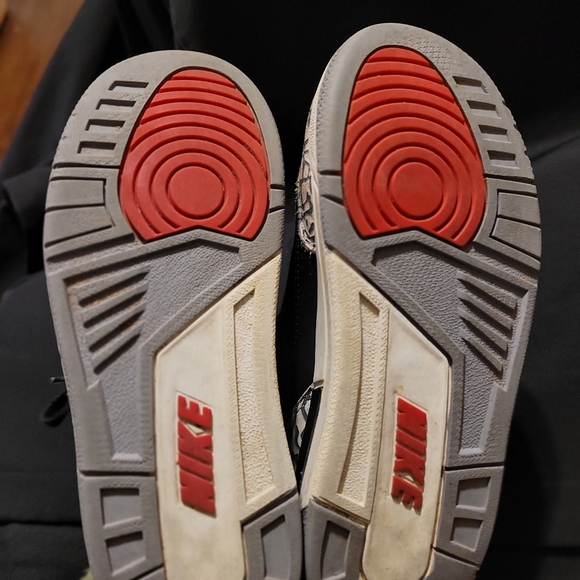 Jordan 5 - Picture 3 of 4